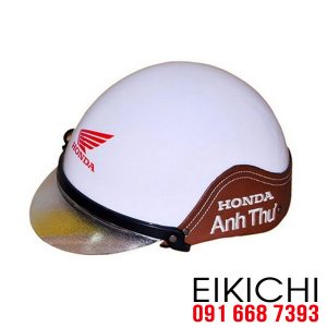 In logo lên nón bảo hiểm quảng cáo theo yêu cầu làm quà tặng khách hàng
